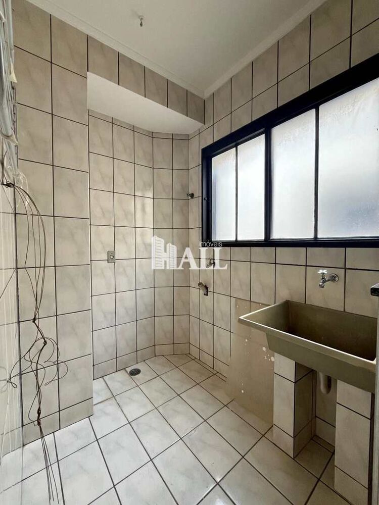 Apartamento à venda com 2 quartos, 69m² - Foto 3