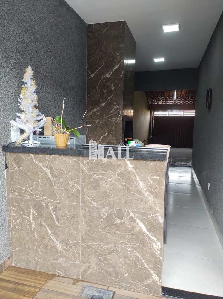 Casa à venda com 2 quartos, 120m² - Foto 4