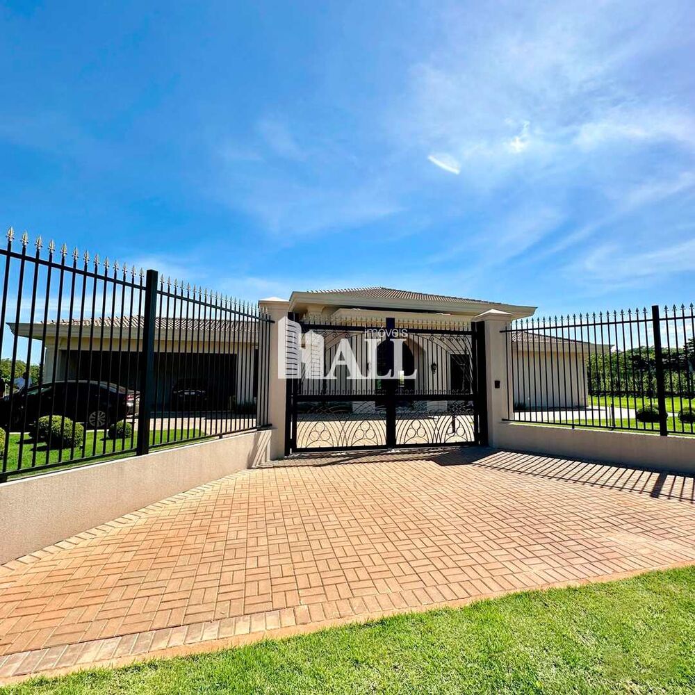 Chácara à venda com 3 quartos, 357m² - Foto 1