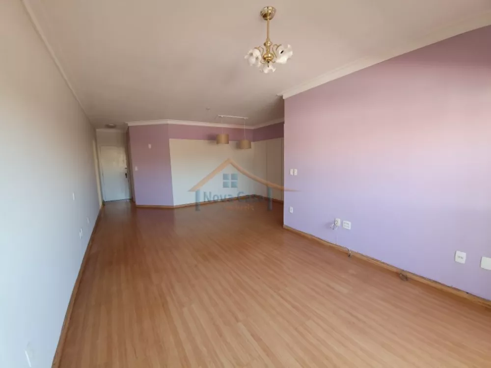 Apartamento à venda com 3 quartos, 115m² - Foto 2