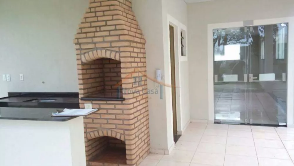 Apartamento à venda com 2 quartos, 40m² - Foto 2