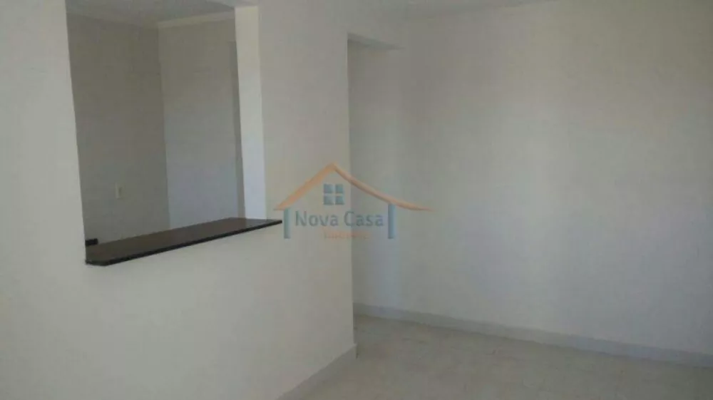 Apartamento à venda com 2 quartos, 40m² - Foto 4