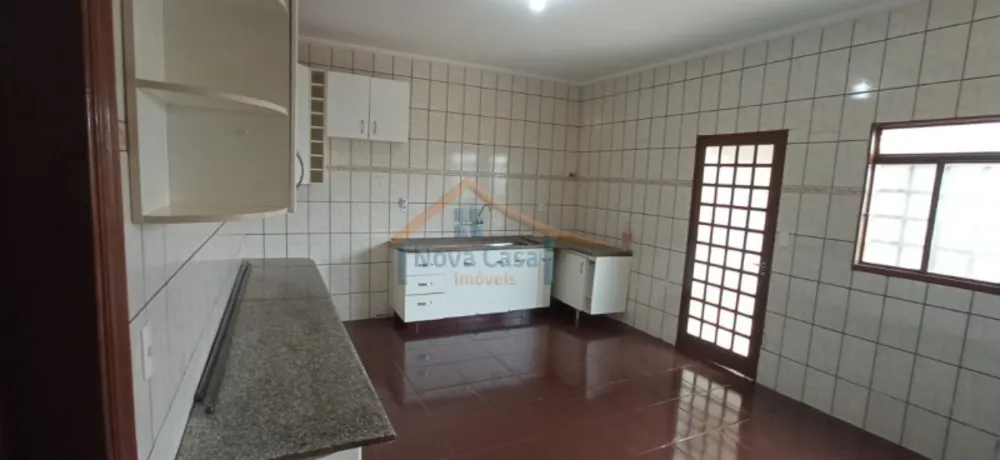 Casa, 2 quartos, 250 m² - Foto 11
