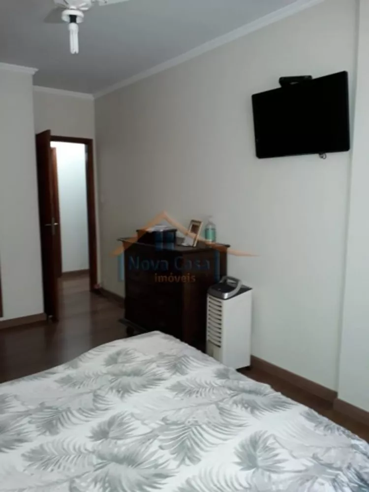 Apartamento à venda com 3 quartos, 185m² - Foto 4