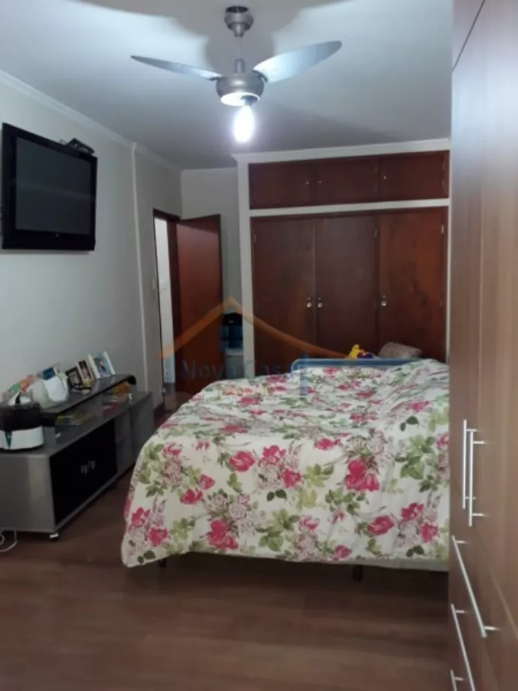 Apartamento à venda com 3 quartos, 185m² - Foto 2