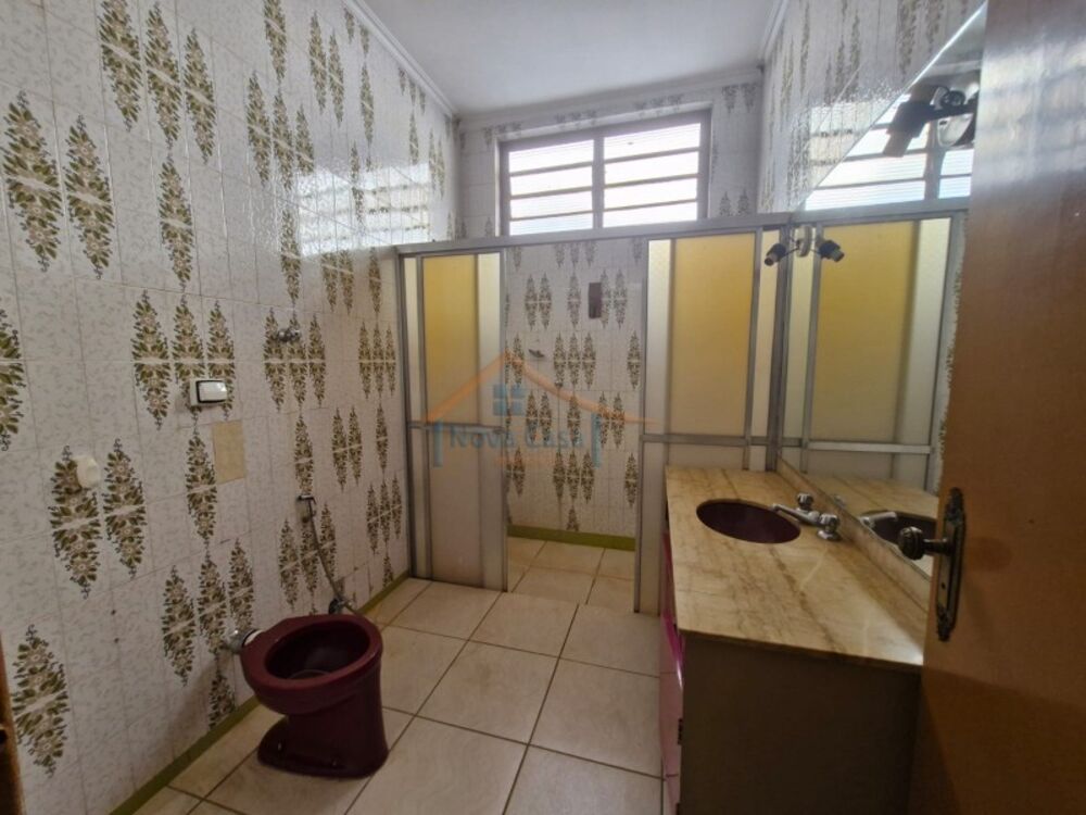 Casa à venda com 3 quartos, 385m² - Foto 3
