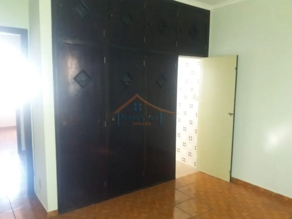 Sobrado, 4 quartos, 225 m² - Foto 2