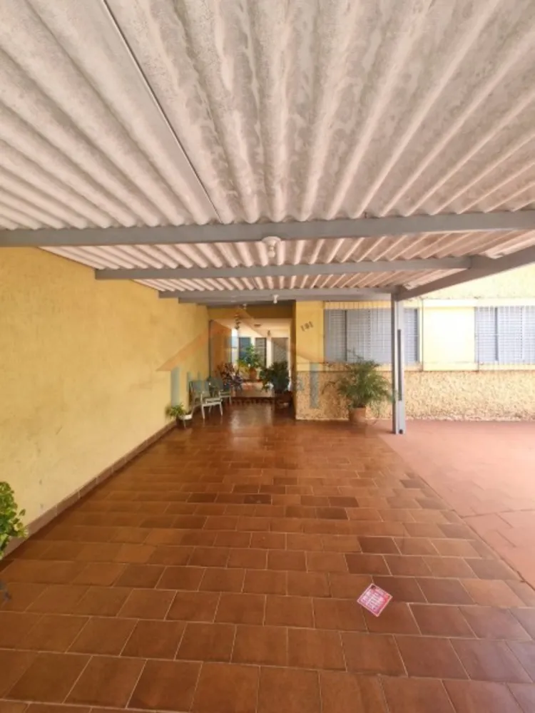Casa, 3 quartos, 250 m² - Foto 2