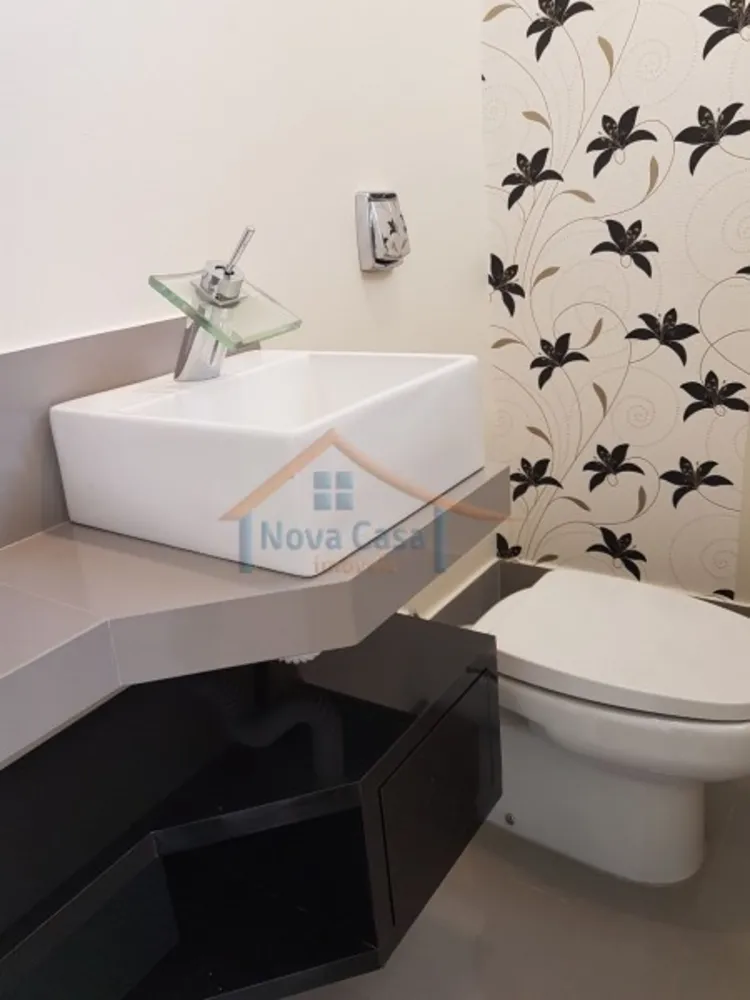 Apartamento, 3 quartos, 216 m² - Foto 2