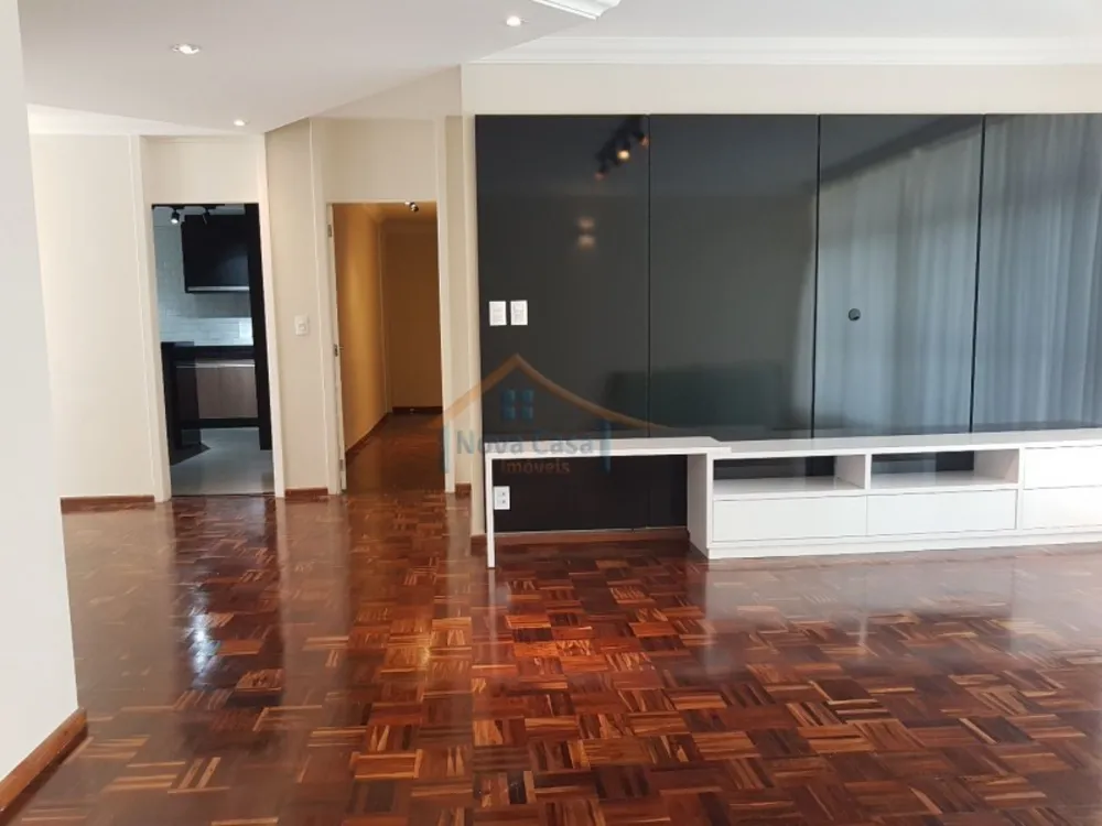 Apartamento, 3 quartos, 216 m² - Foto 4
