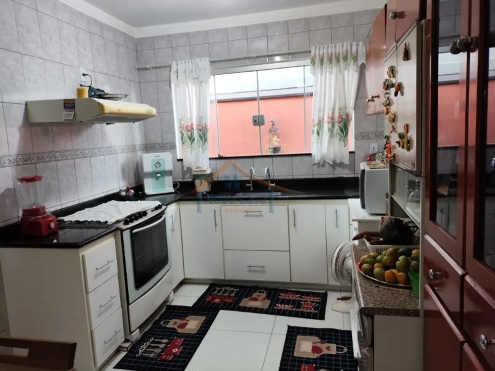 Casa, 2 quartos, 250 m² - Foto 1