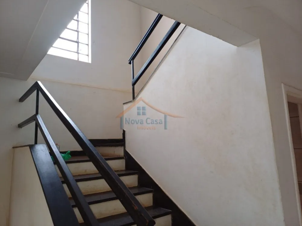Casa, 4 quartos, 240 m² - Foto 14