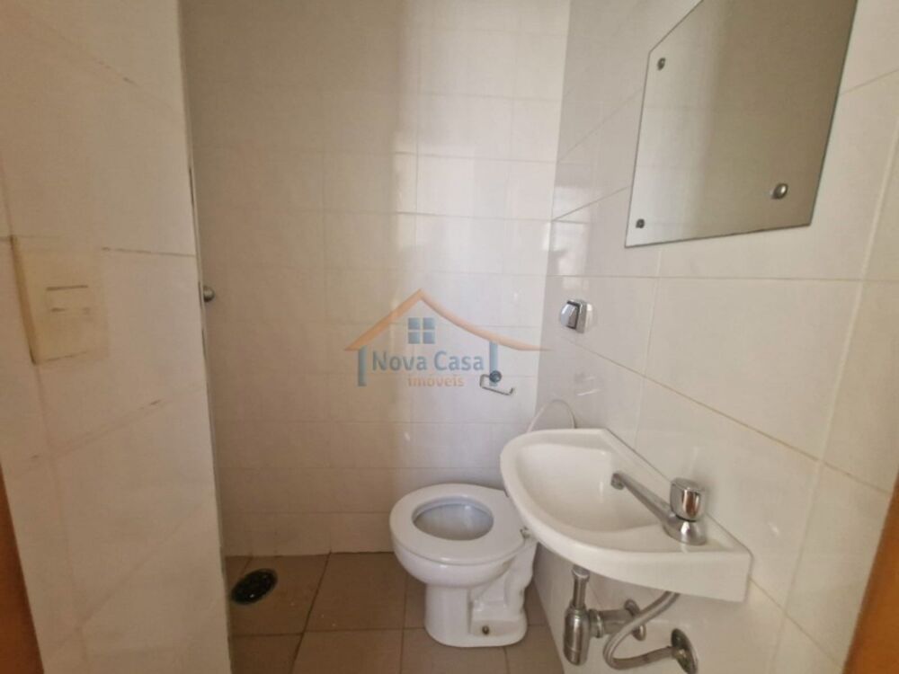 Apartamento para alugar com 3 quartos, 178m² - Foto 3