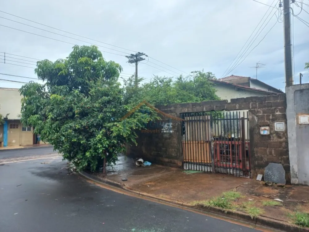 Casa, 2 quartos, 208 m² - Foto 1