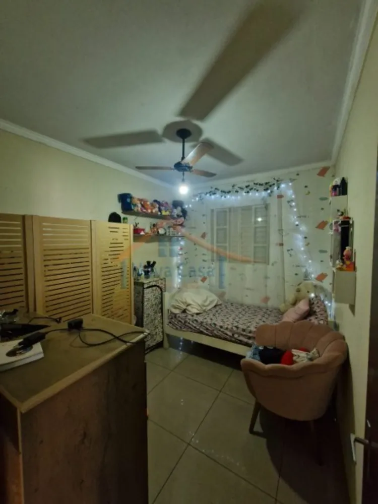 Casa, 3 quartos, 200 m² - Foto 9