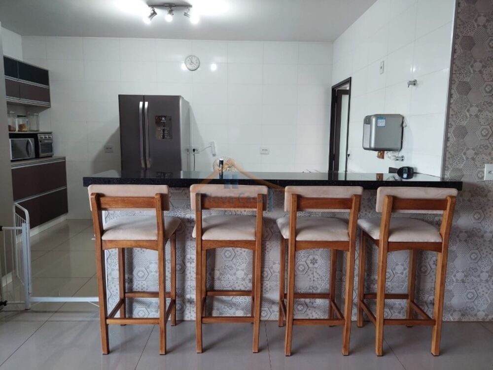 Chácara à venda com 3 quartos, 136m² - Foto 2