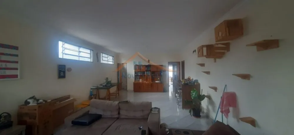Casa, 3 quartos, 217 m² - Foto 4