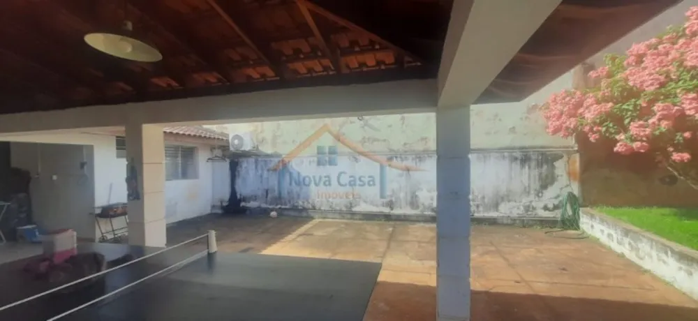 Casa, 3 quartos, 217 m² - Foto 2