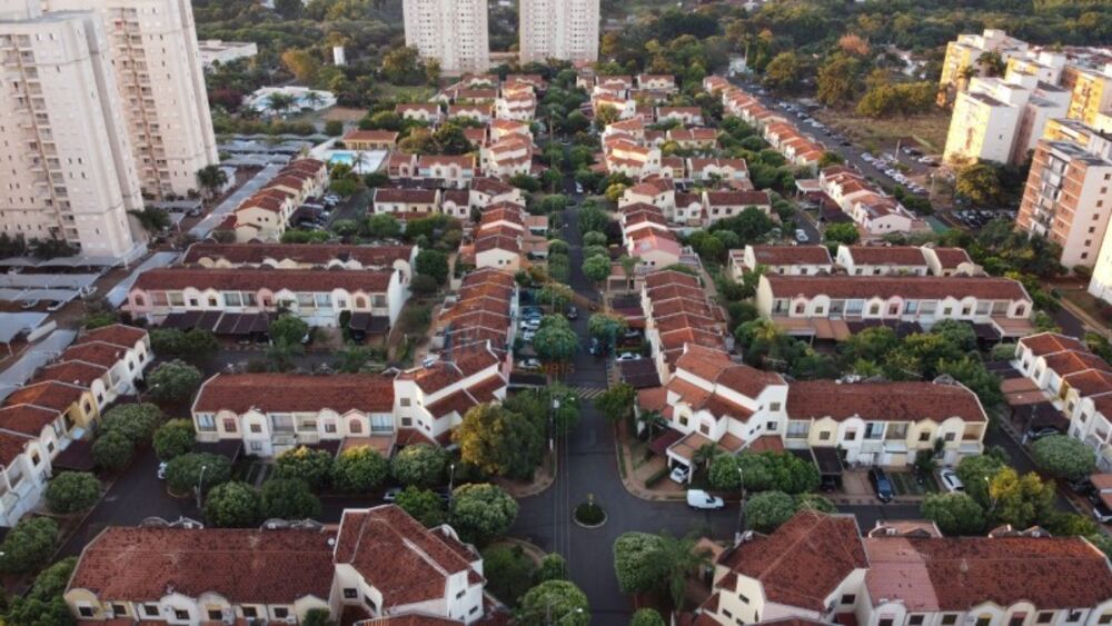 Casa de Condomínio à venda com 3 quartos, 156m² - Foto 2