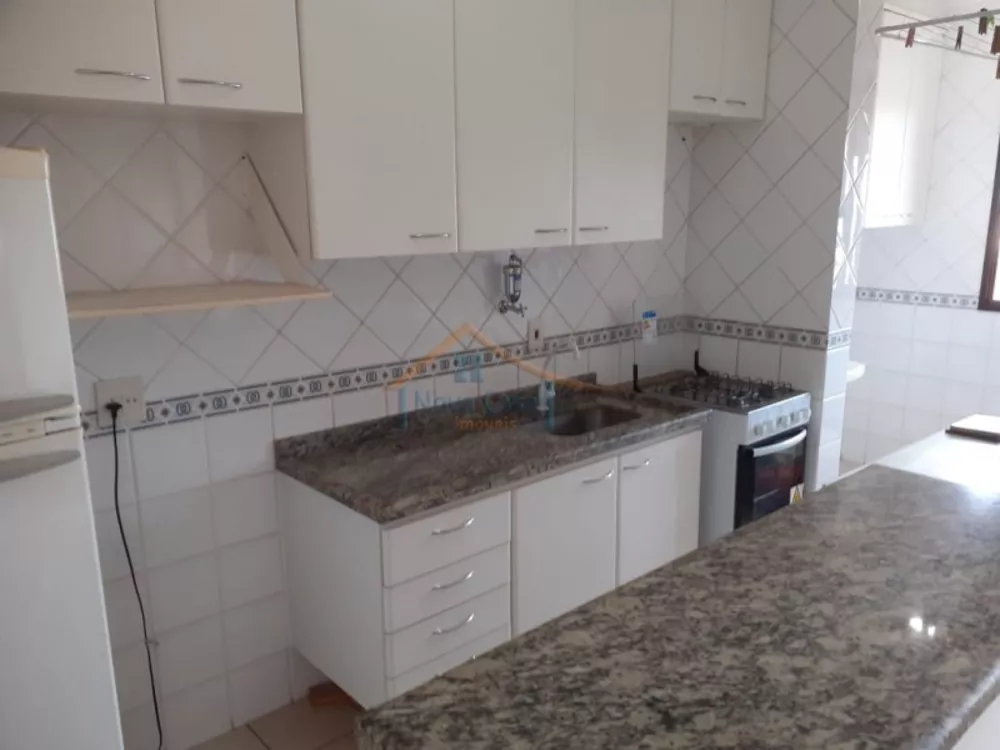 Apartamento à venda com 1 quarto, 45m² - Foto 2