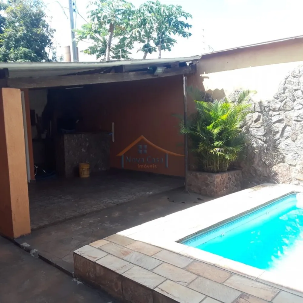 Casa, 4 quartos, 303 m² - Foto 2