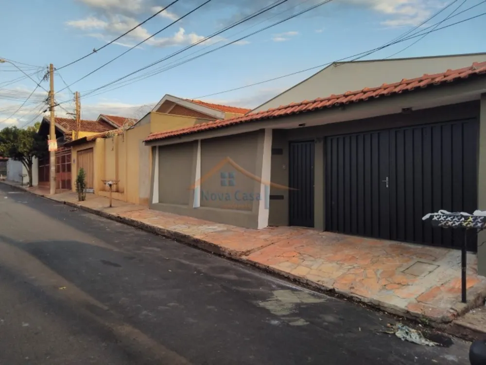 Casa, 3 quartos, 169 m² - Foto 1