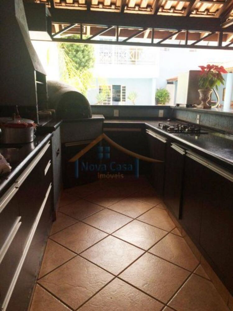 Casa, 1 quarto, 250 m² - Foto 13