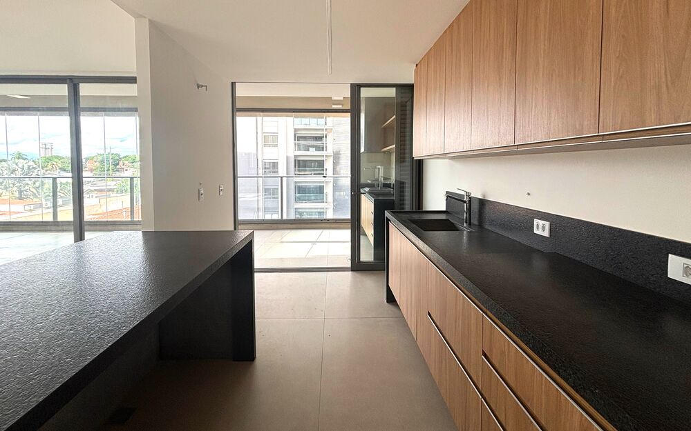 Apartamento para alugar com 3 quartos, 171m² - Foto 5