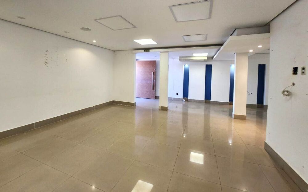 Prédio Inteiro - Foto 1