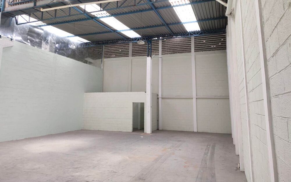 Depósito-Galpão, 360 m² - Foto 2