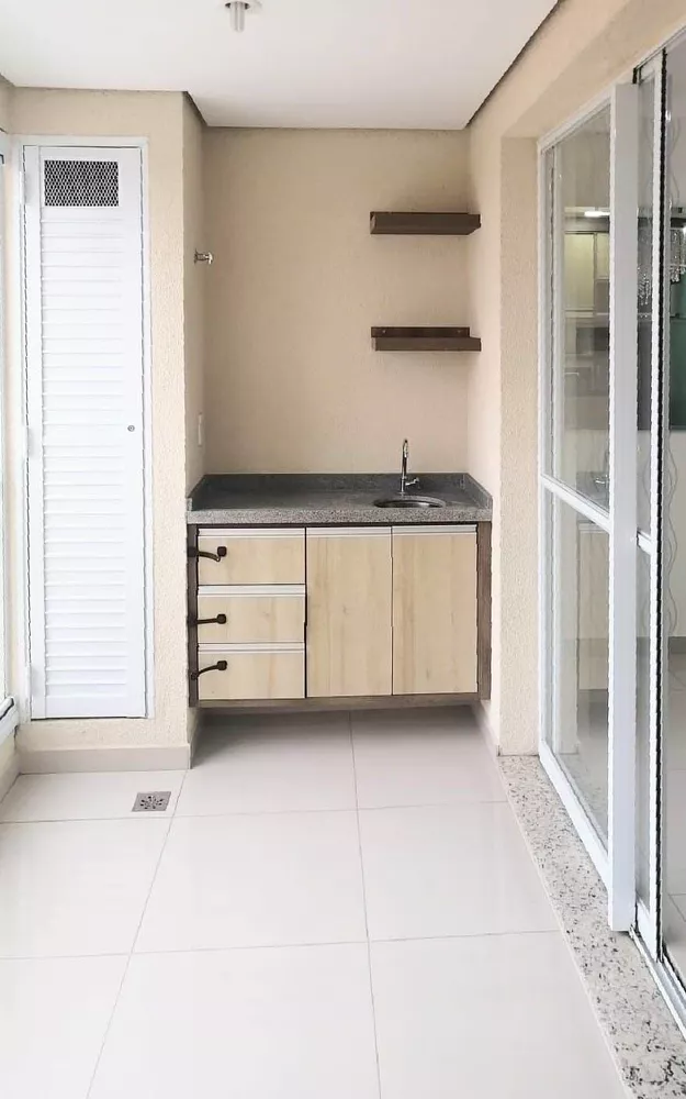 Apartamento à venda com 3 quartos, 80m² - Foto 2