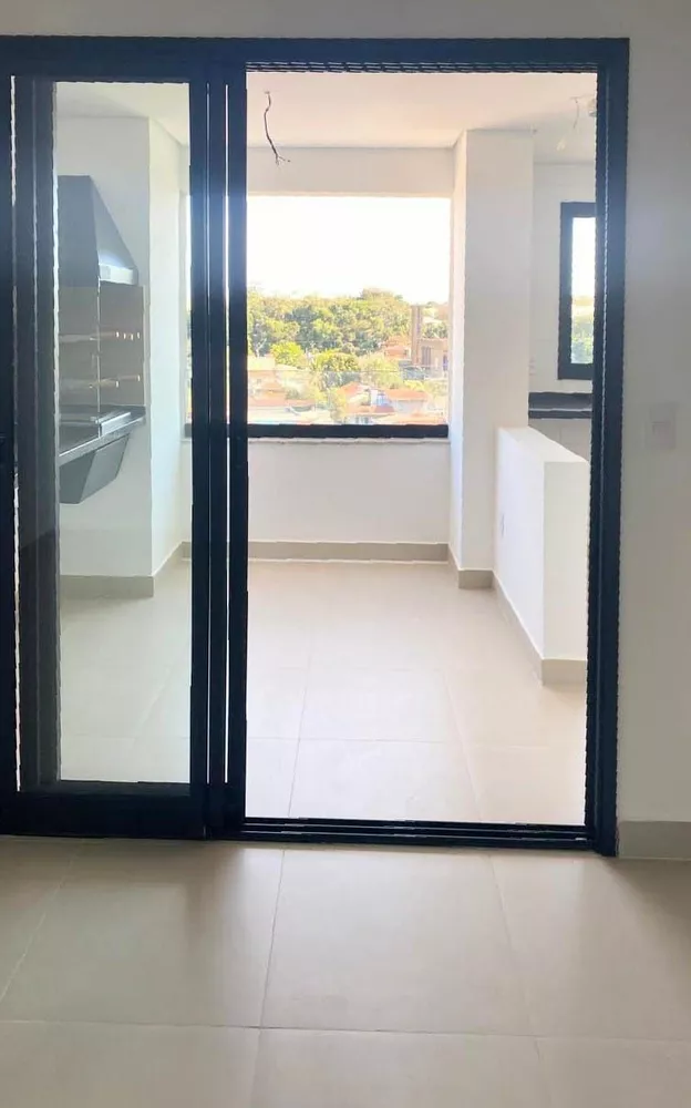 Apartamento à venda com 2 quartos, 78m² - Foto 4