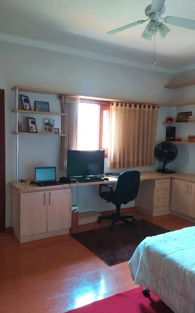 Casa de Condomínio à venda com 4 quartos, 540m² - Foto 23