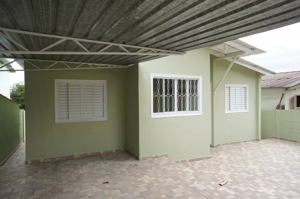 Casa à venda com 3 quartos, 90m² - Foto 2