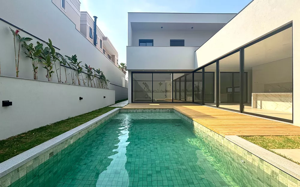 Casa de Condomínio à venda com 5 quartos, 550m² - Foto 1