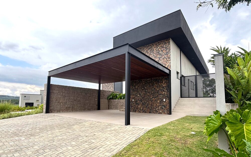 Casa de Condomínio à venda e aluguel com 5 quartos, 1200m² - Foto 4