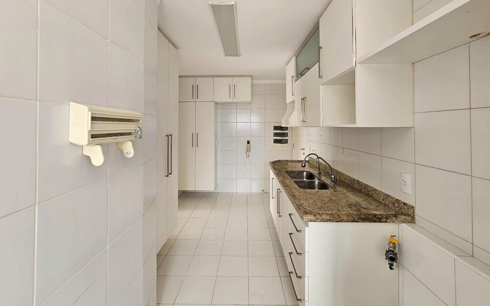 Cobertura, 3 quartos, 227 m² - Foto 11