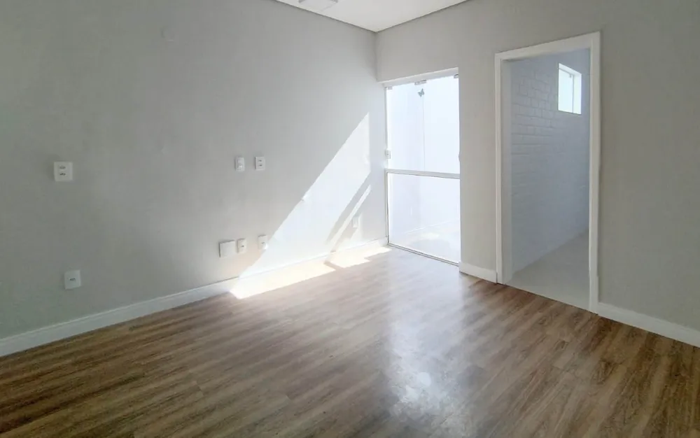 Casa, 3 quartos, 200 m² - Foto 12