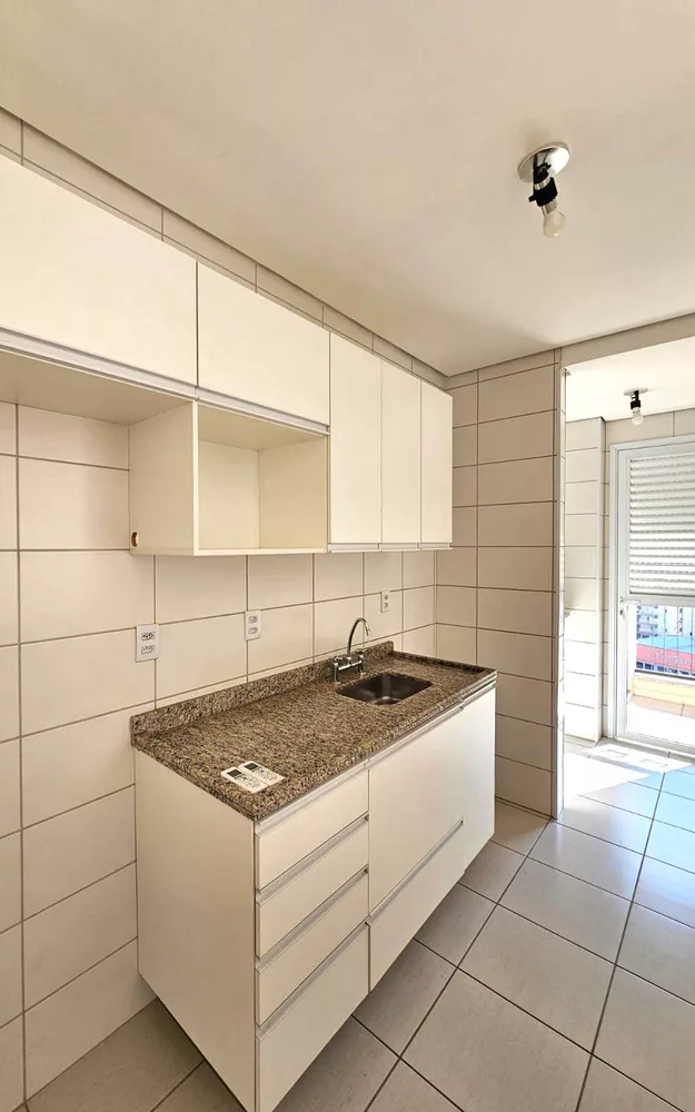 Apartamento à venda e aluguel com 3 quartos, 89m² - Foto 3