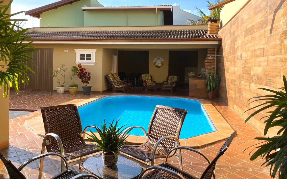 Casa, 3 quartos, 266 m² - Foto 1