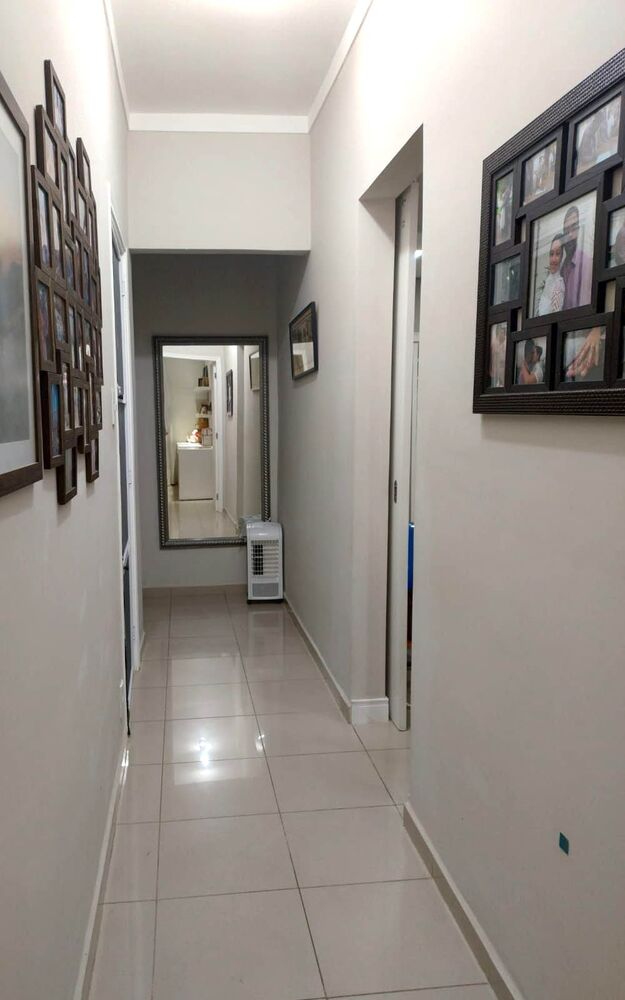 Casa à venda com 2 quartos, 107m² - Foto 3