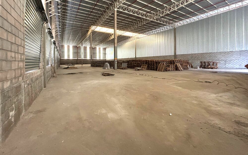Depósito-Galpão, 2300 m² - Foto 7