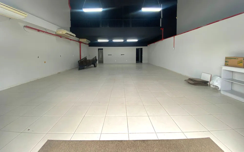 Depósito-Galpão, 200 m² - Foto 1