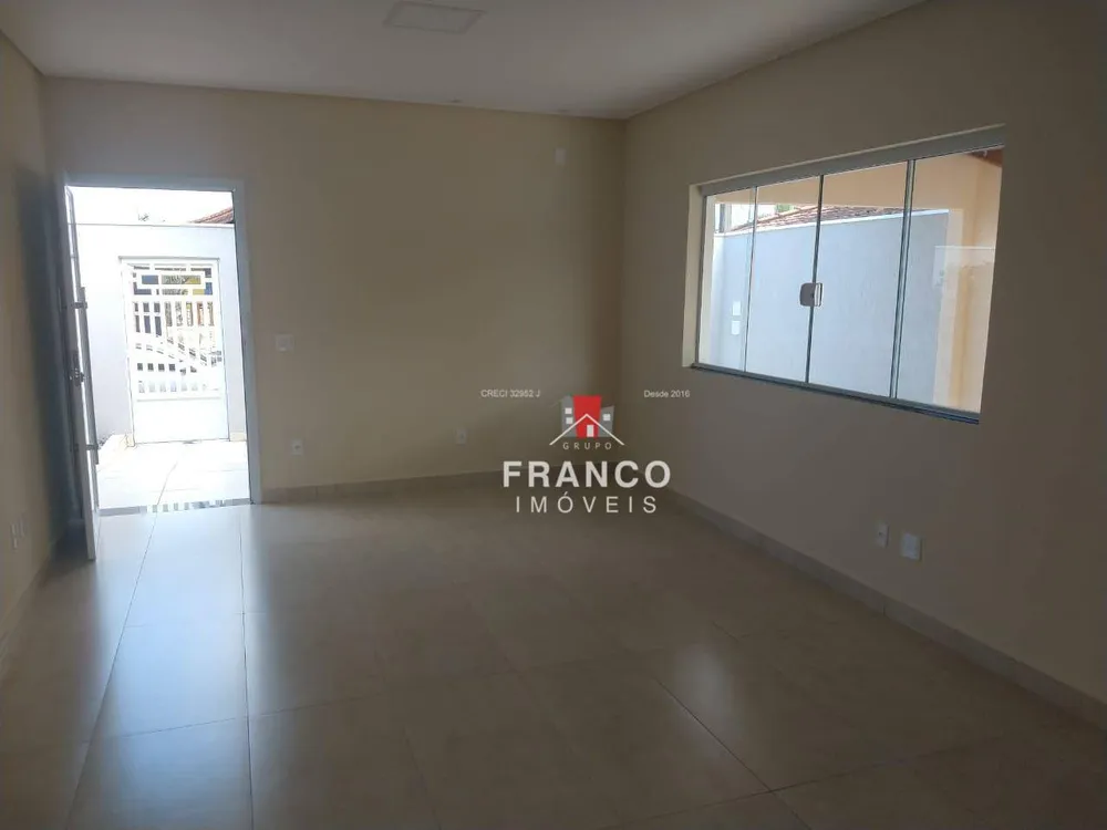 Casa, 3 quartos, 145 m² - Foto 3