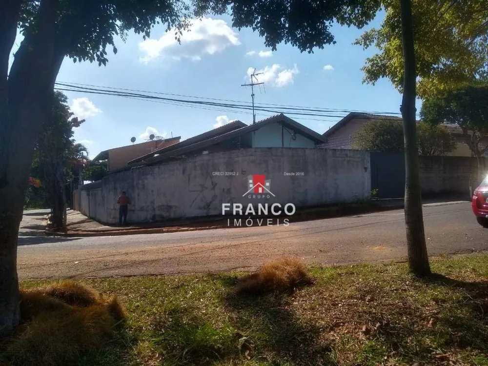 Casa, 2 quartos, 260 m² - Foto 2