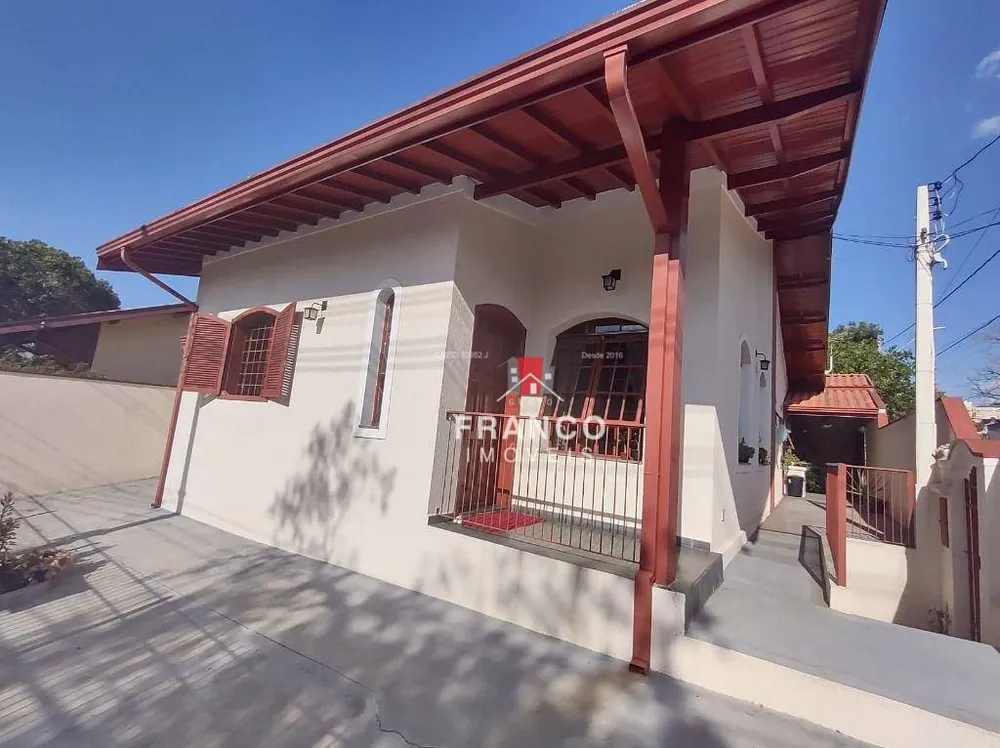 Casa, 3 quartos, 157 m² - Foto 1