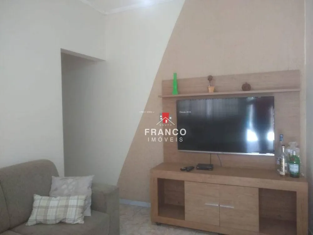 Casa, 3 quartos, 156 m² - Foto 4