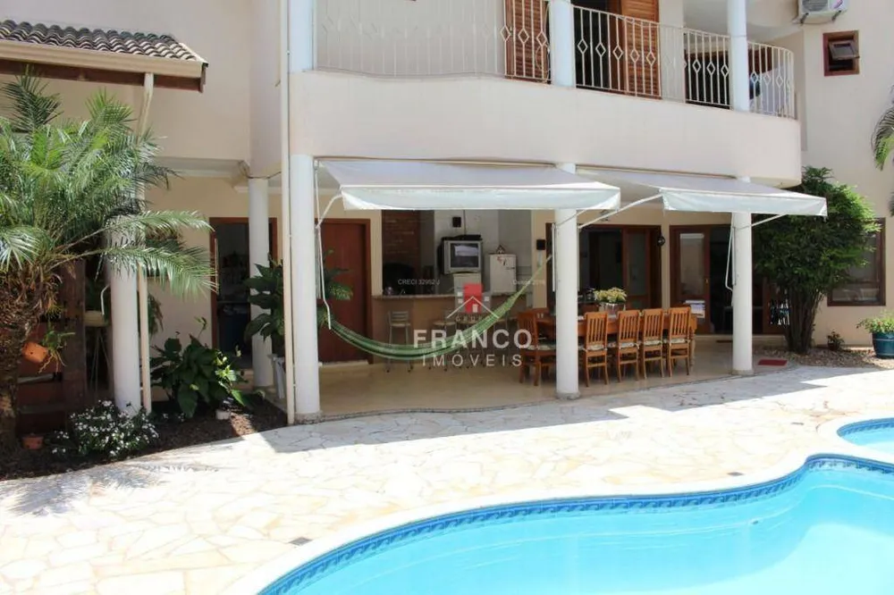 Casa, 4 quartos, 364 m² - Foto 2