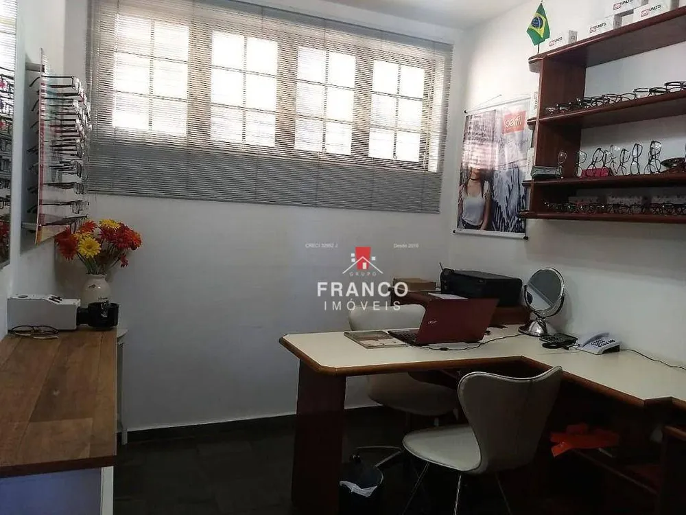 Casa, 5 quartos, 435 m² - Foto 3