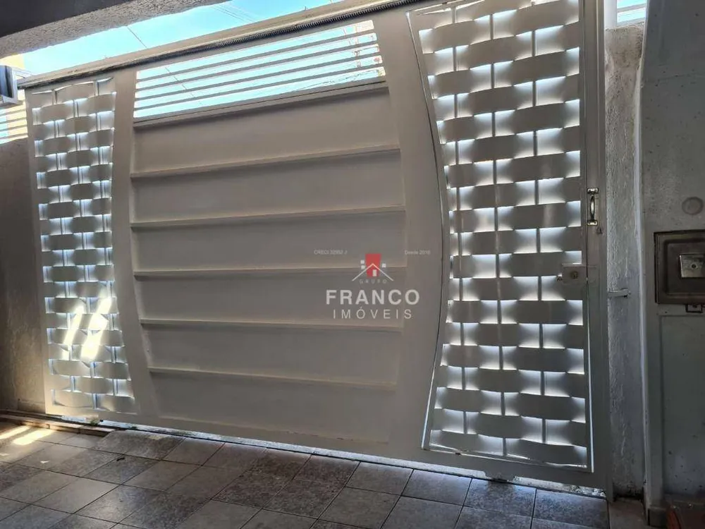 Casa, 3 quartos, 192 m² - Foto 4